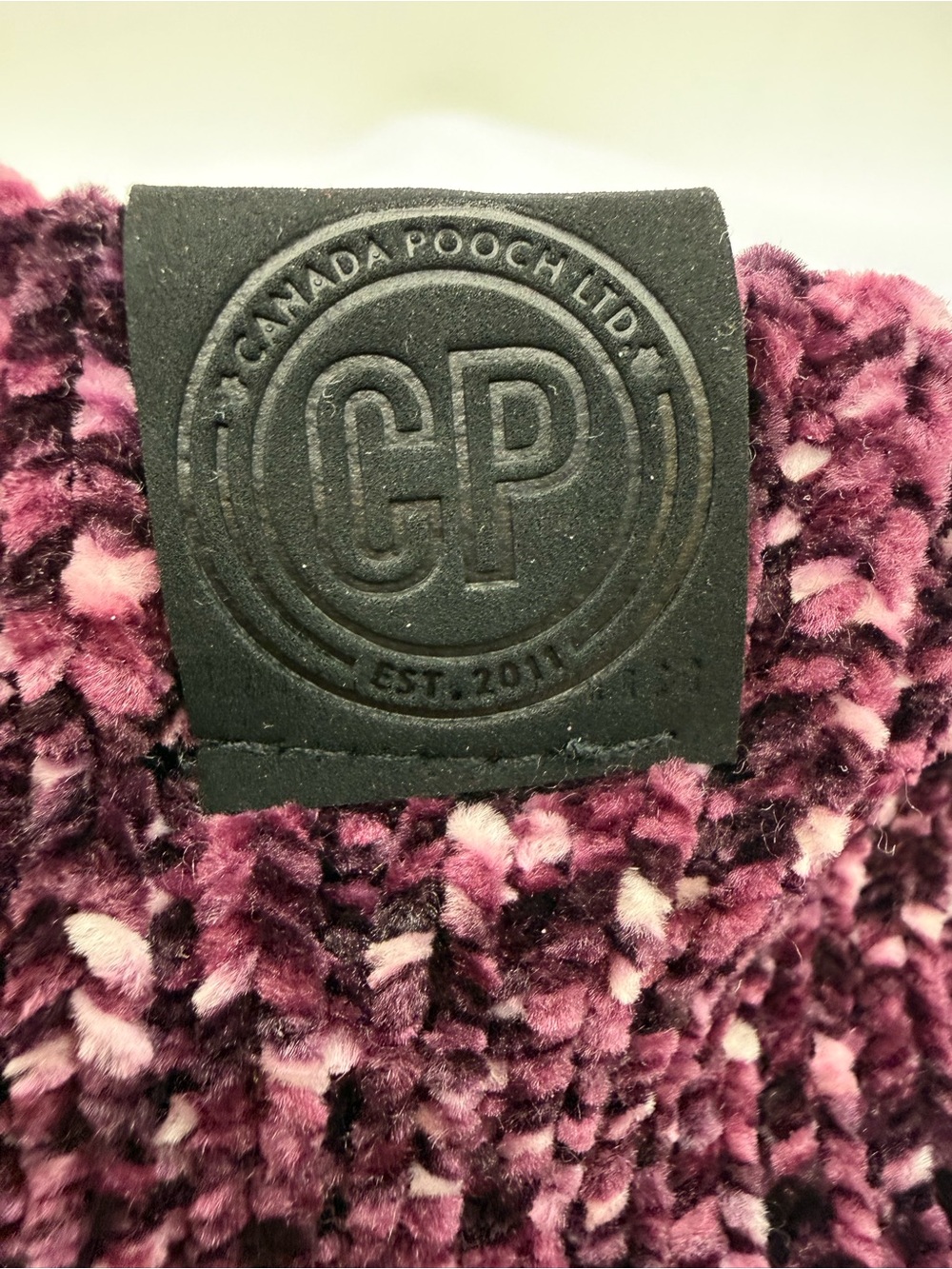 Canada Pooch Purple Bouclé Dog Sweater - Size 8 - Picture 4 of 5